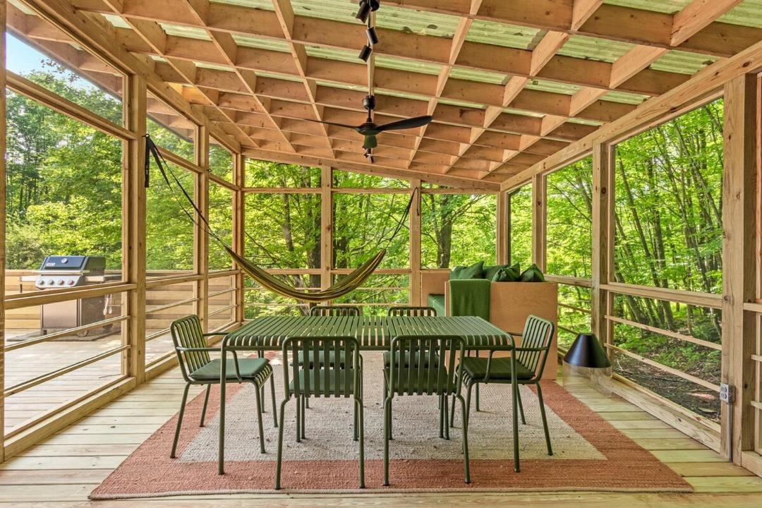 Photo of Patio Balcony in Delancey