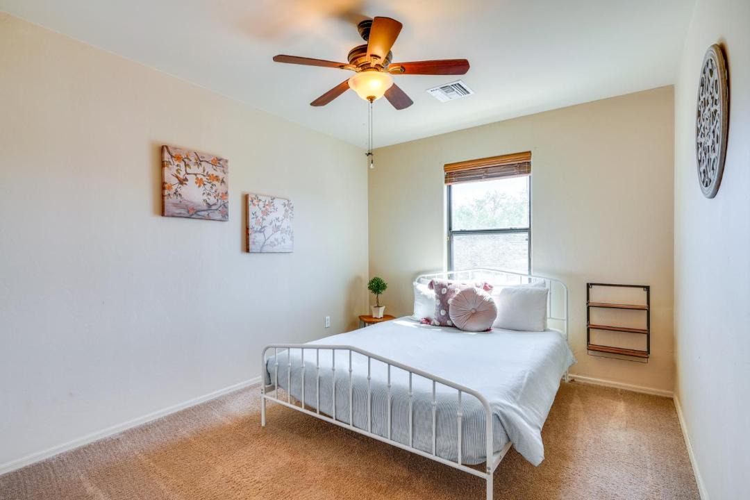Photo of Bedroom in Limberlost