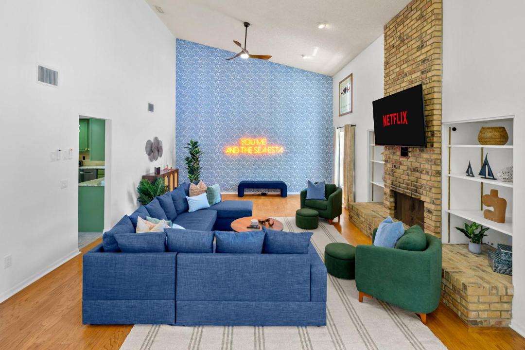 Photo of Livingroom in Seminole