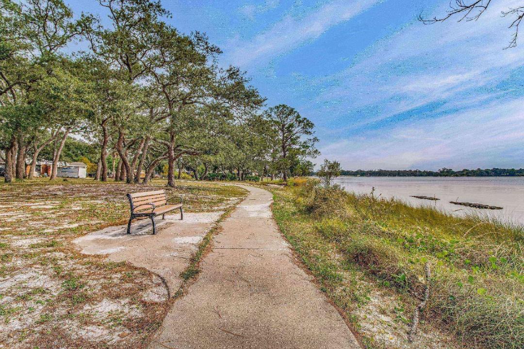 Photo of Others in Navy Point
