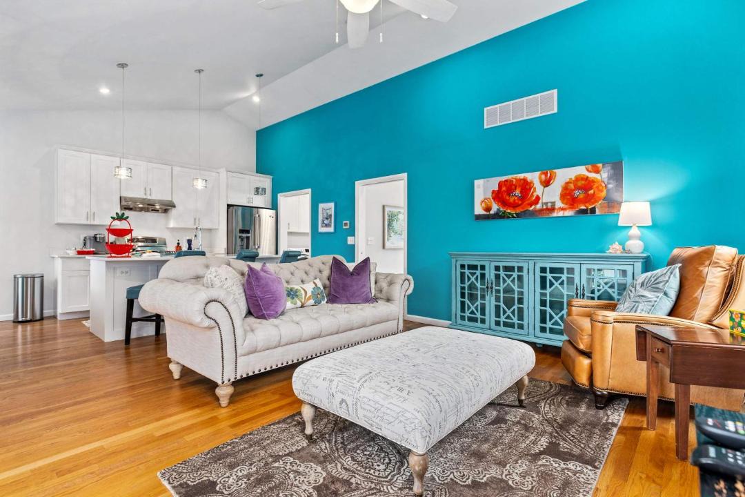 Photo of Others in Cape Saint Claire