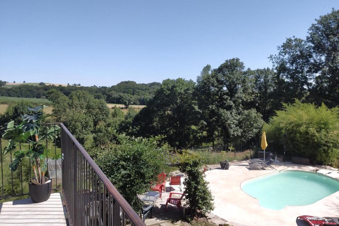 Photo of Others in Quins