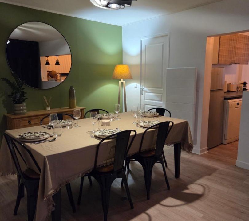 Photo of Others in Recloses