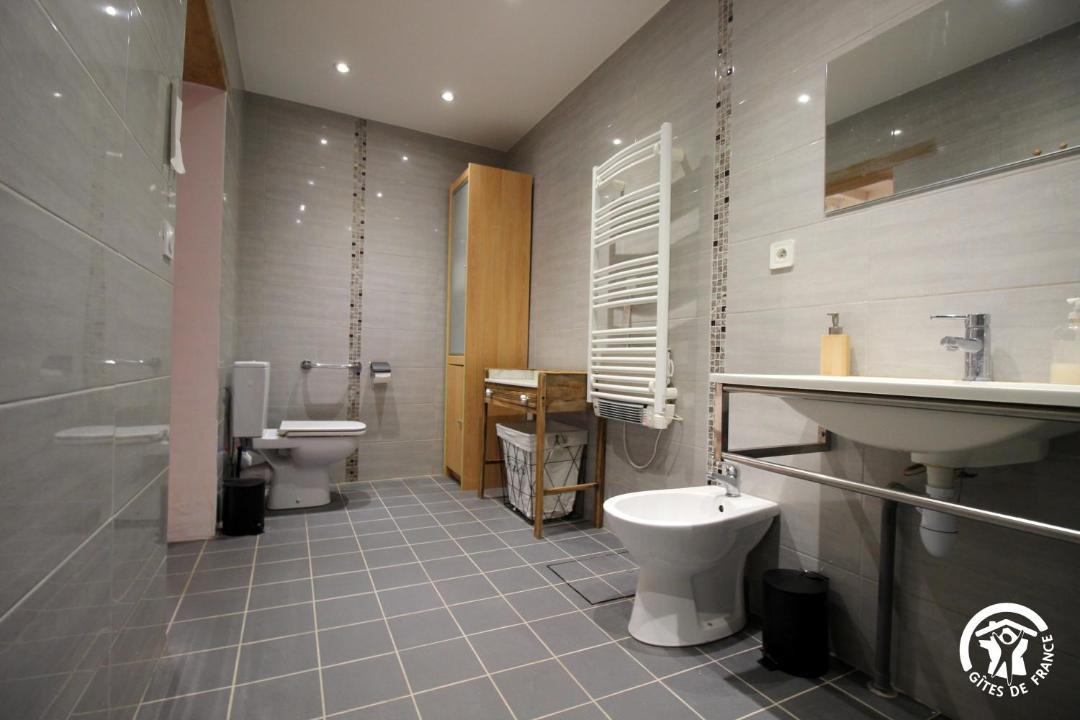 Photo of Bathroom in Sere