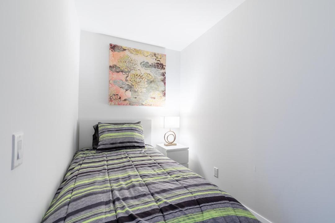 Photo of Bedroom in Bloor-Yorkville