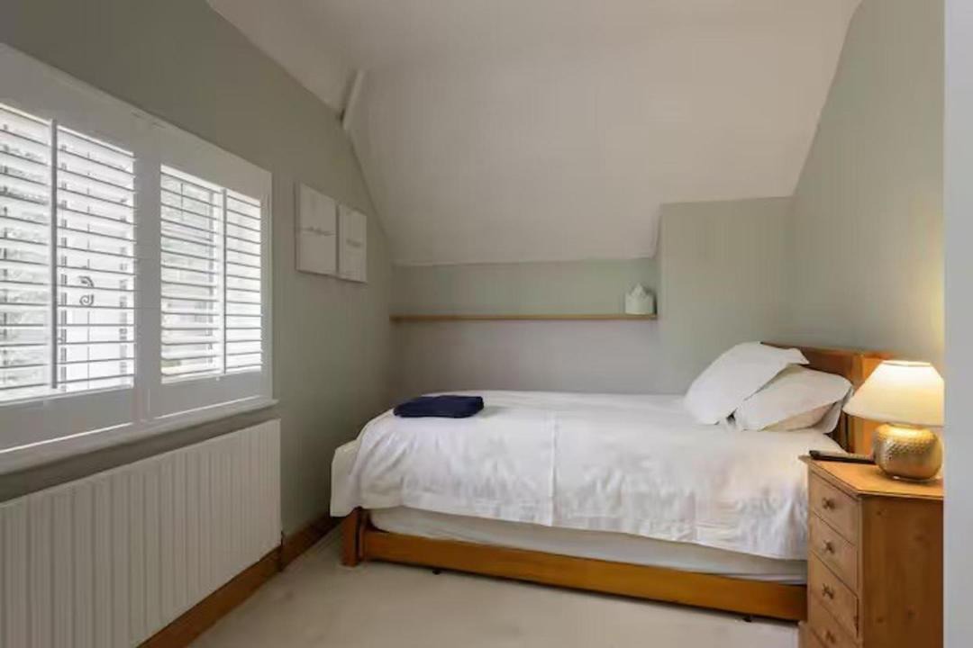 Photo of Bedroom in Rogate