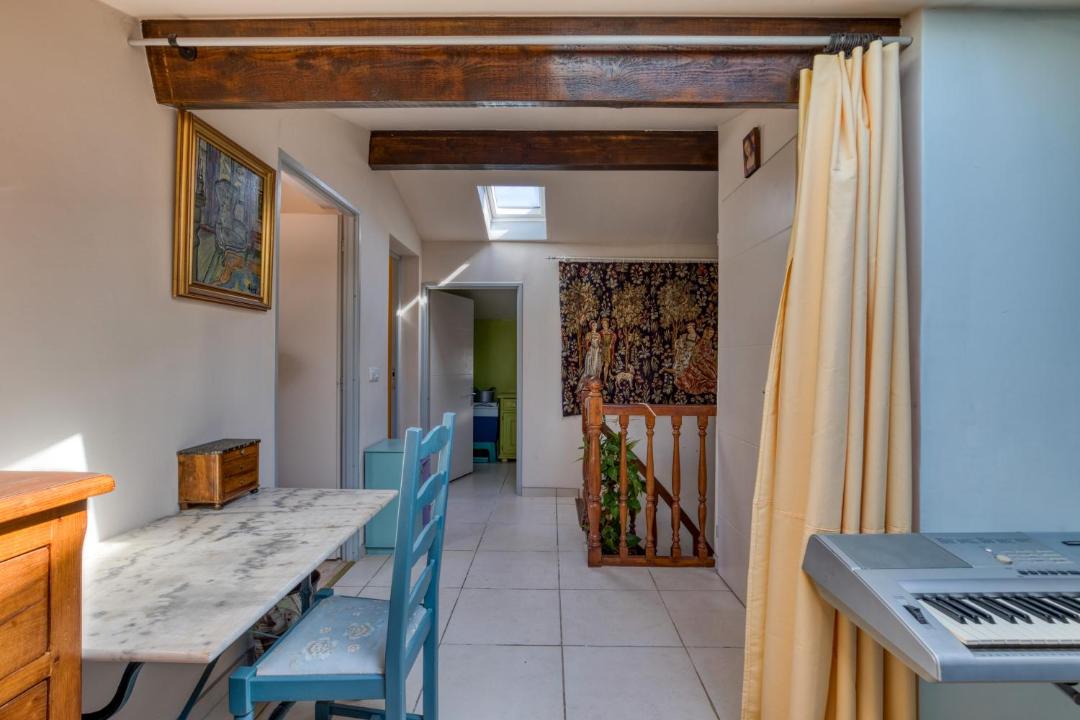 Photo of Others in Lunel-Viel