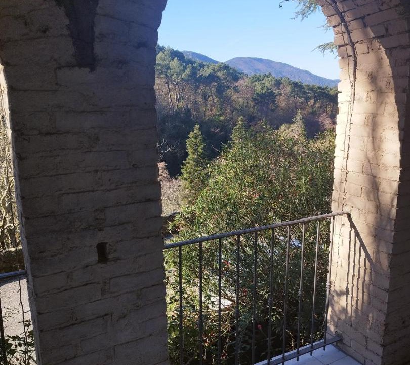 Photo of Patio Balcony in Saint-Jean-de-Valeriscle