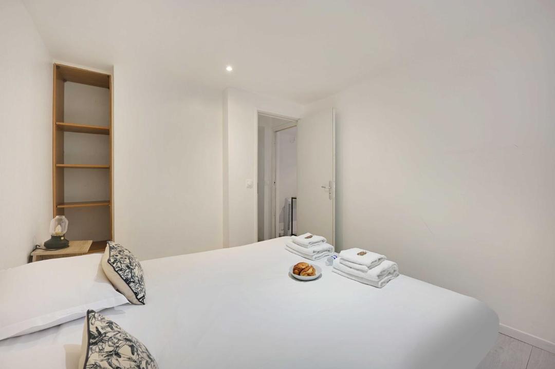 Photo of Bedroom in Le Kremlin-Bicetre