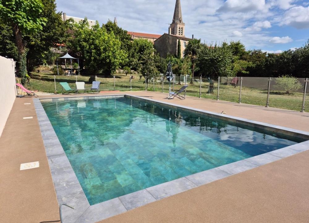 Photo of Others in Maclas