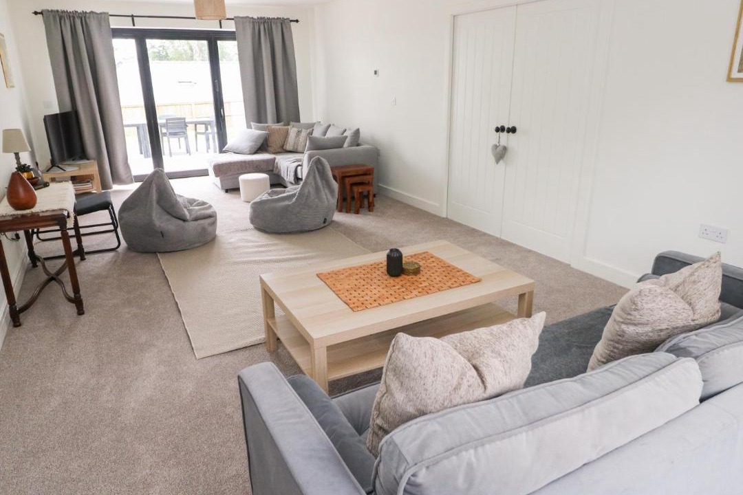 Photo of Others in Houghton