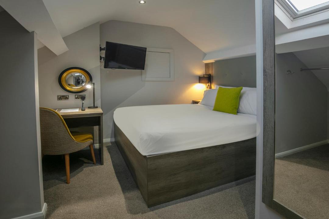 Photo of Bedroom in Mollington