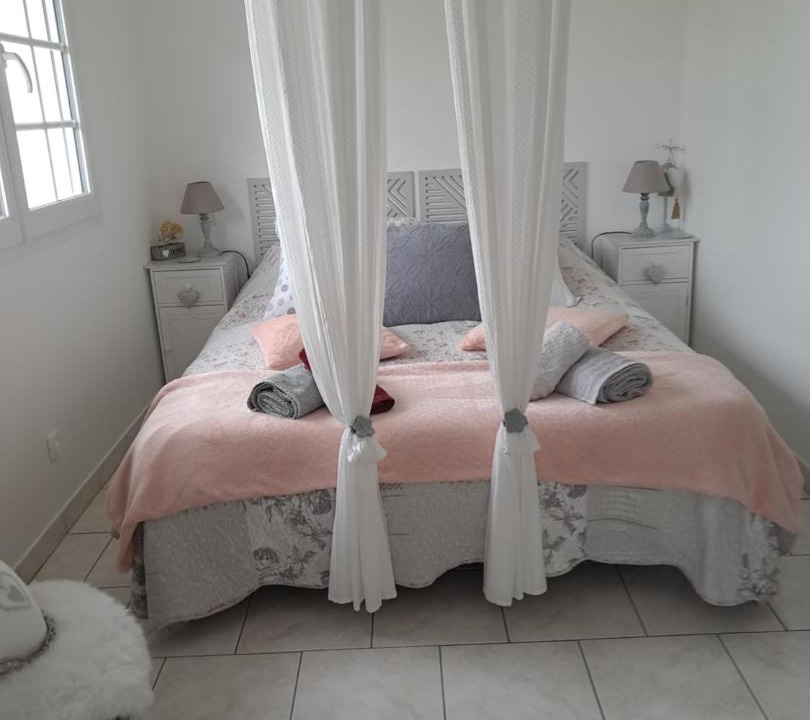 Photo of Bedroom in Manneville-la-Raoult