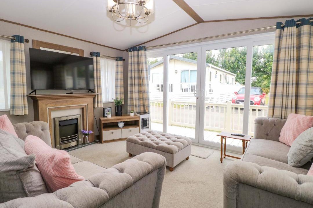 Photo of Others in Hopton