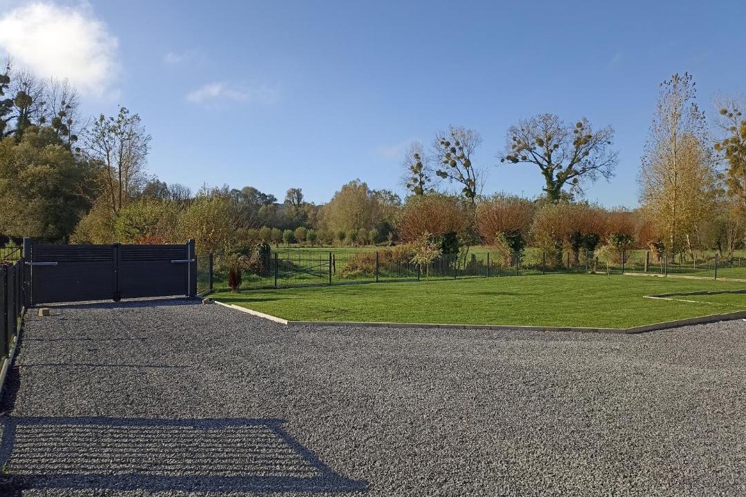 Photo of Others in Cambron