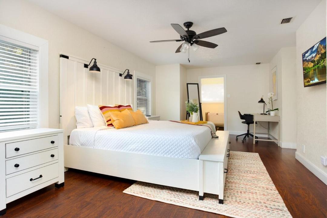 Photo of Bedroom in Vance Jackson