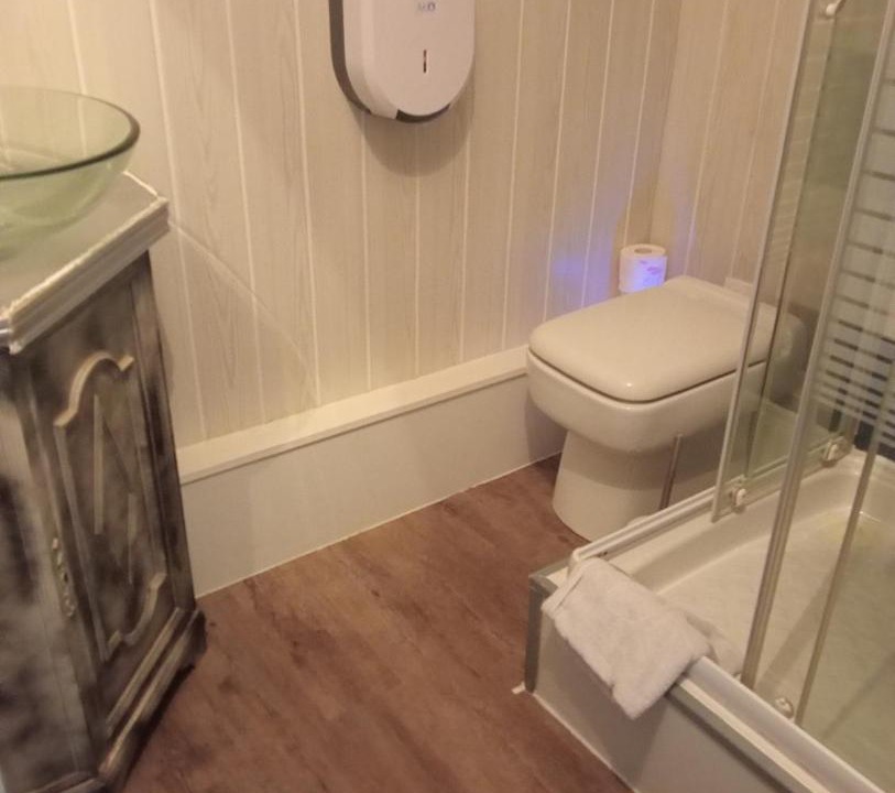 Photo of Bathroom in Saint-Amand-Montrond