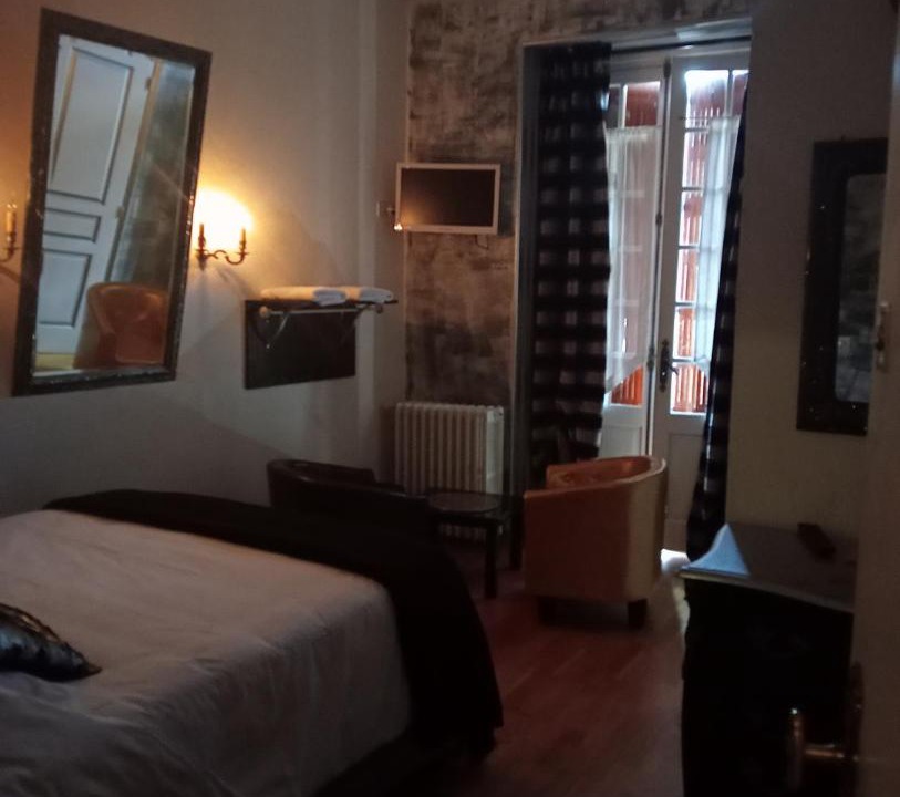 Photo of Bedroom in Saint-Amand-Montrond