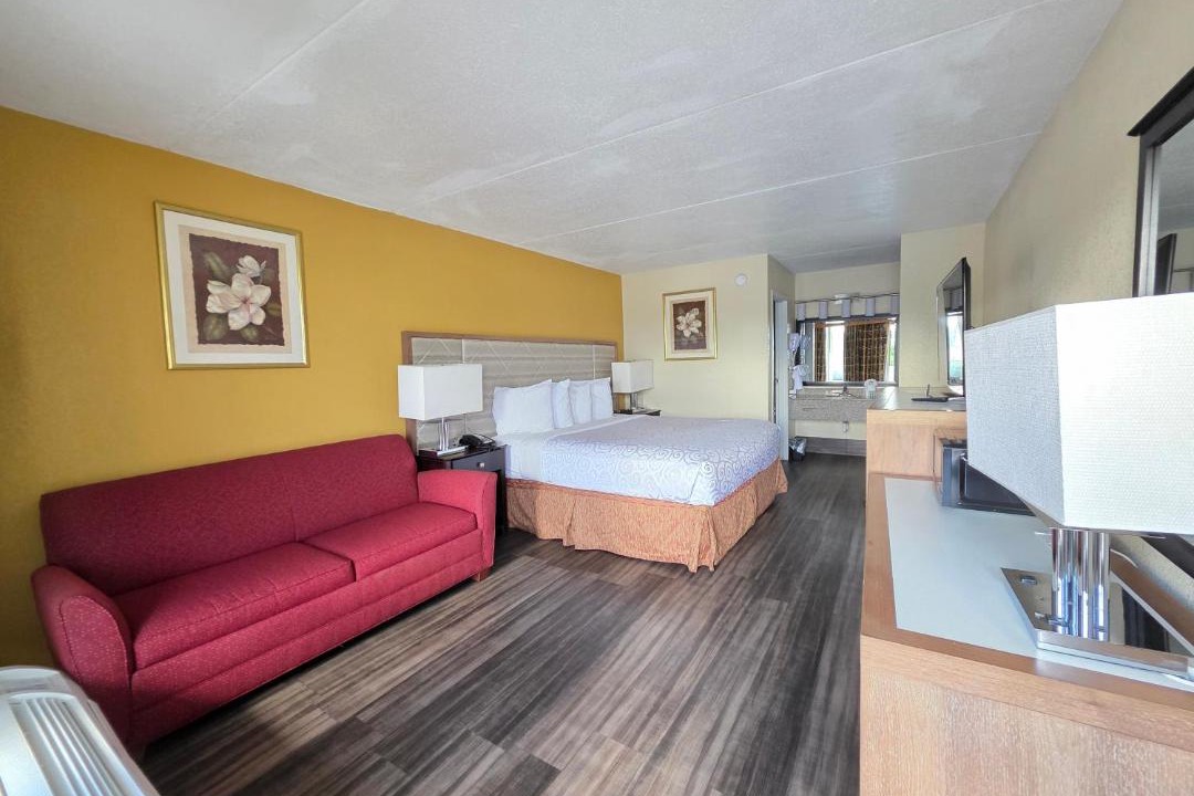 Photo of Others in Tyner