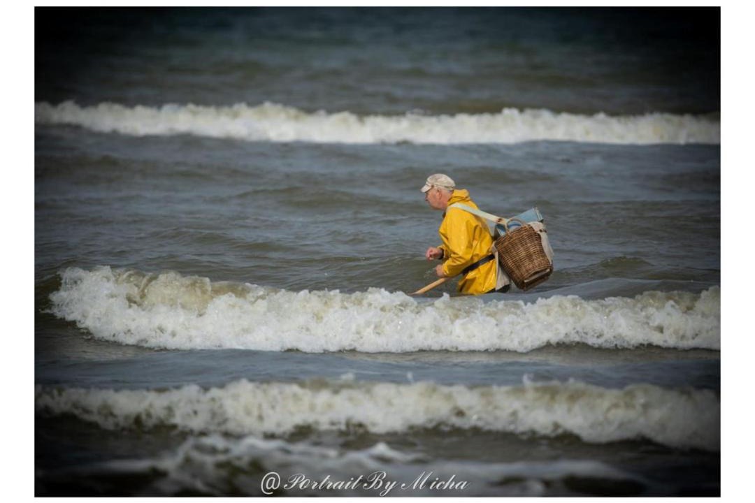 Photo of Human In Picture in Stella-Plage