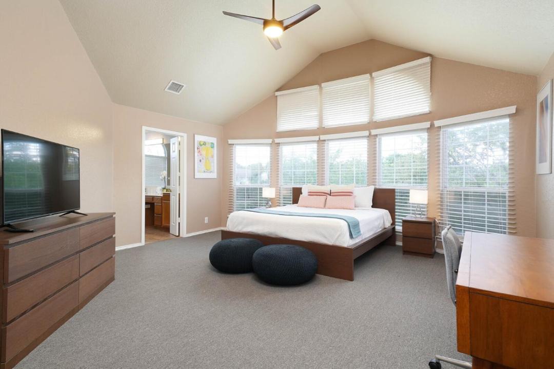 Photo of Bedroom in Vance Jackson