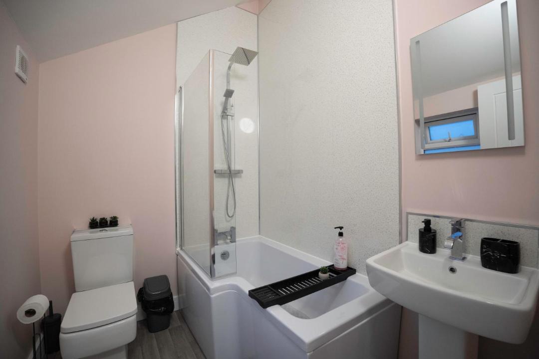 Photo of Bathroom in Wainscot