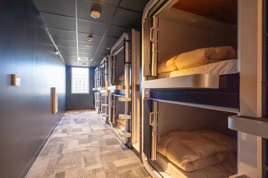 Photo of Bedroom in Waikiki