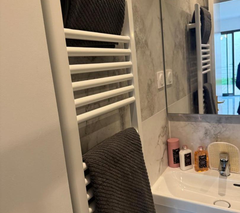 Photo of Bathroom in Colombes