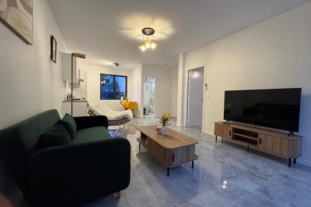 Photo of Others in Colombes