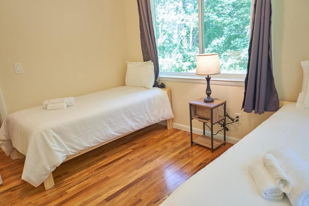 Photo of Others in Beemerville