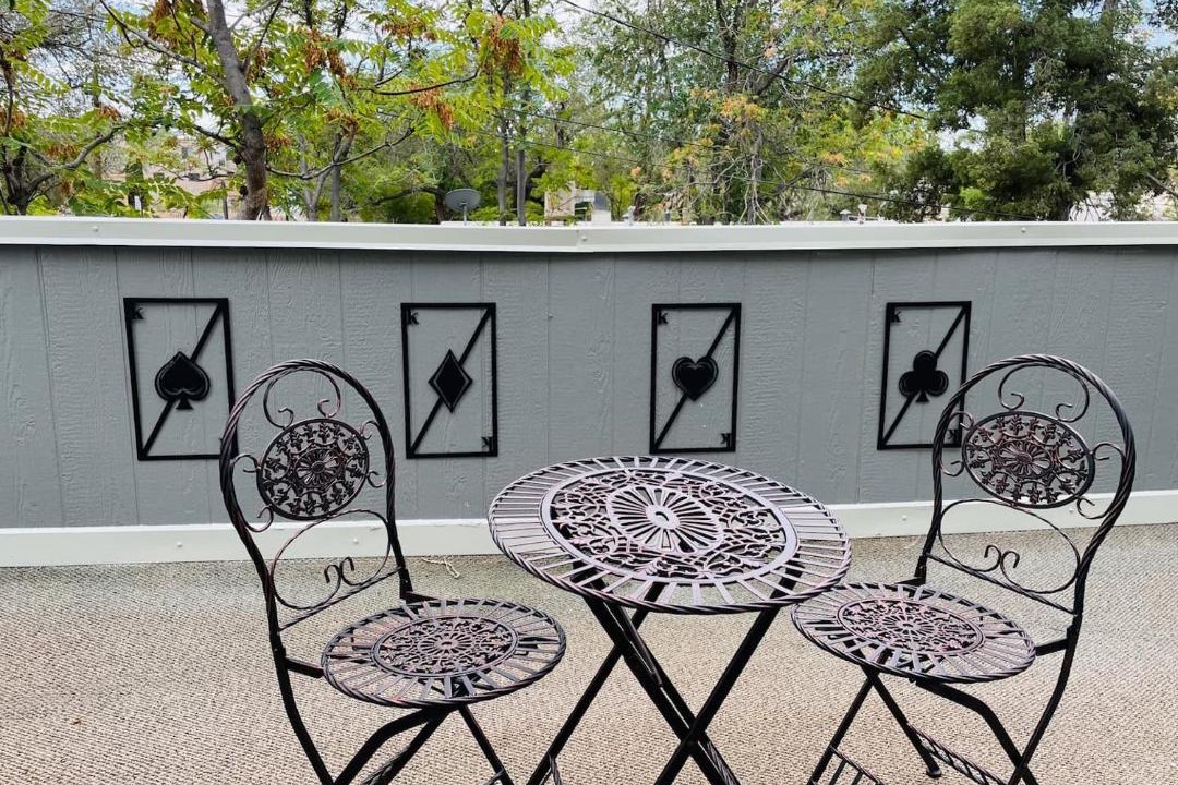 Photo of Patio Balcony in University Heights