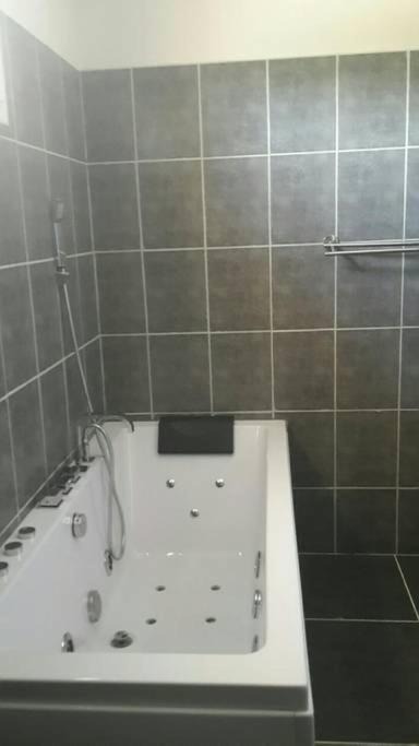 Photo of Bathroom in Grospierres