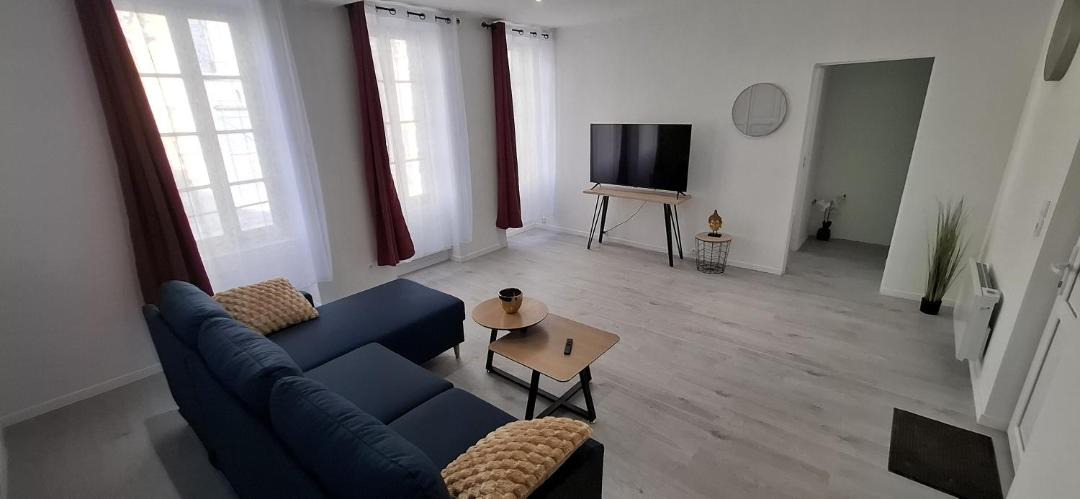 Photo of Livingroom in Villeneuve-sur-Yonne