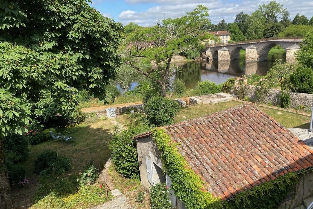 Photo of Others in Confolens