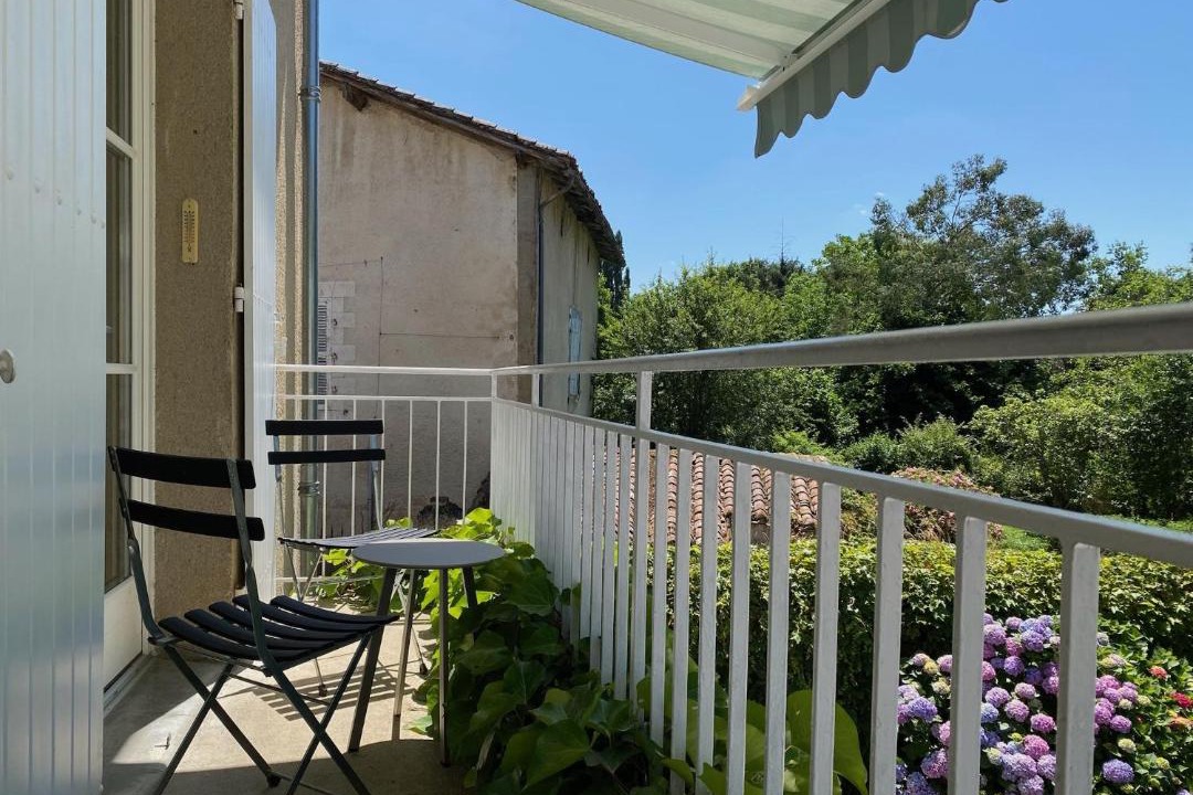 Photo of Patio Balcony in Confolens