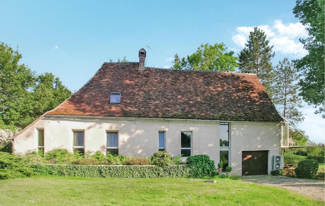 Photo of Others in Saint-Georges-sur-Baulche