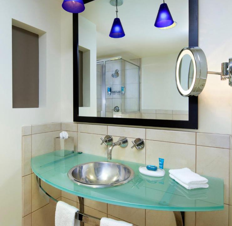 Photo of Bathroom in Newark