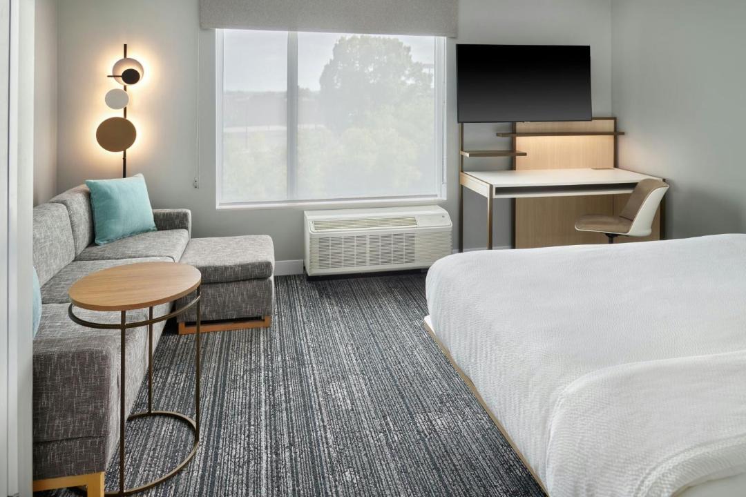 Photo of Bedroom in Calhoun