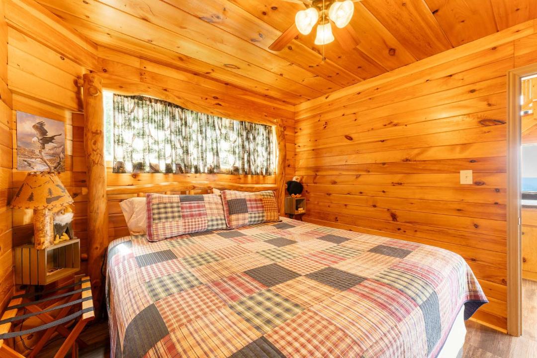 Photo of Bedroom in Bryant