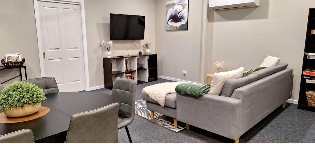 Photo of Others in Altona