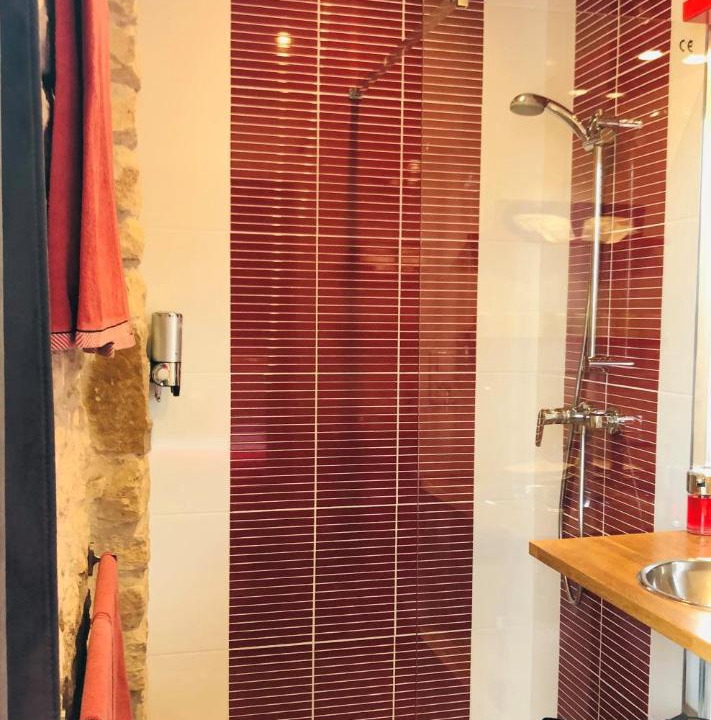 Photo of Bathroom in Corcelles-les-Arts