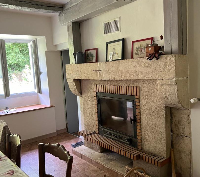 Photo of Others in Payre