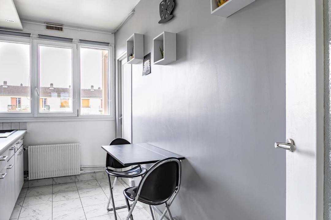 Photo of Others in Neuilly-sur-Marne