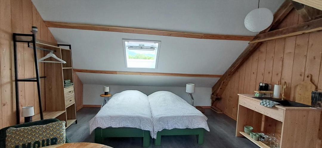 Photo of Bedroom in Larochemillay