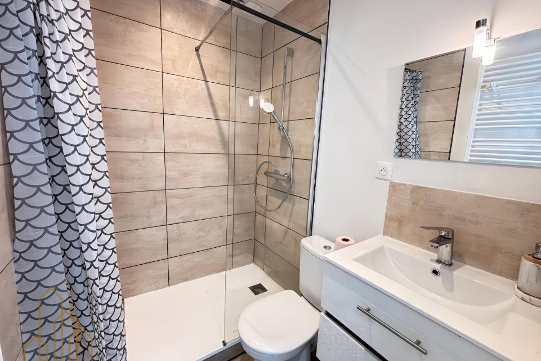 Photo of Bathroom in Roanne