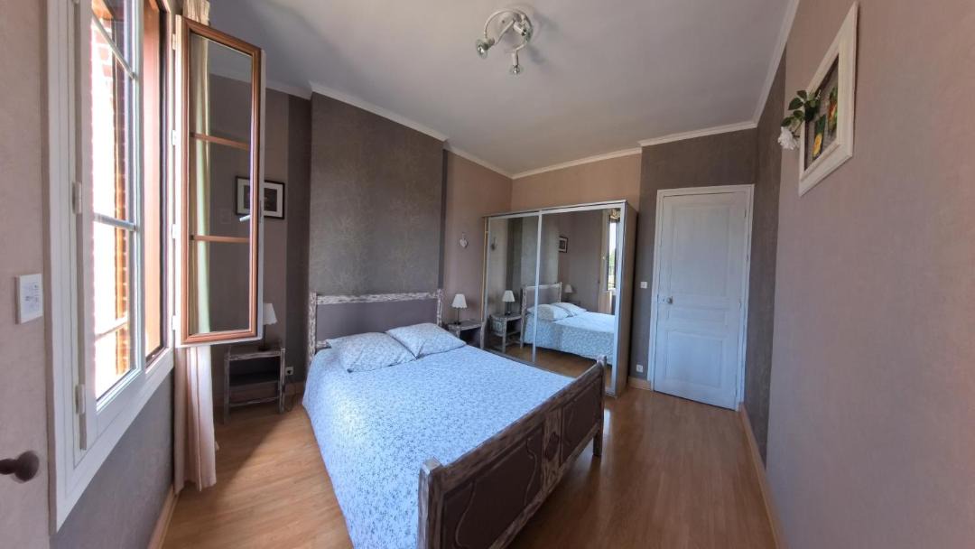 Photo of Bedroom in Gournay-en-Bray
