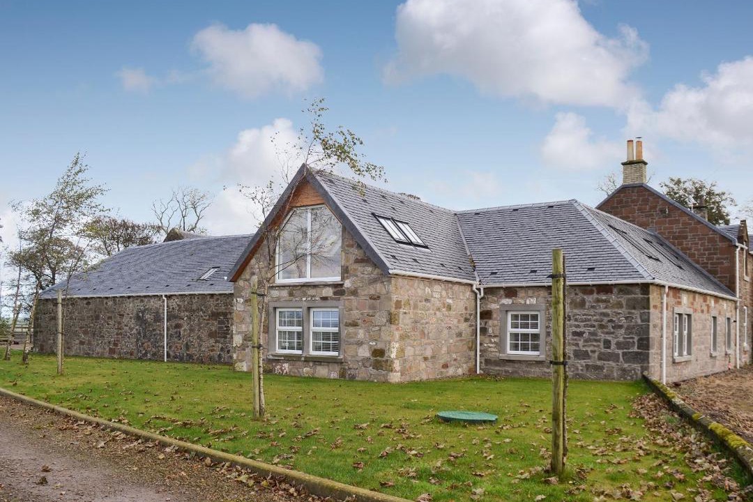 Photo of Others in Mauchline