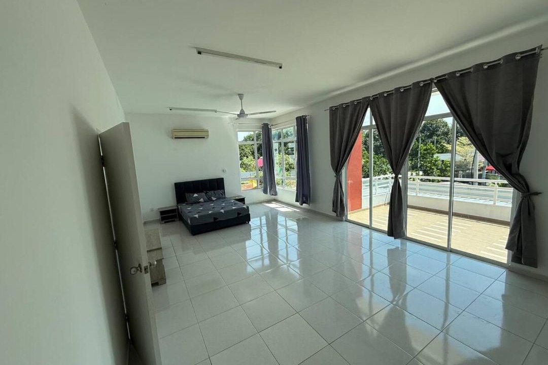 Photo of Others in Serom