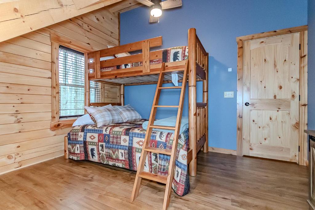 Photo of Bedroom in Austinburg