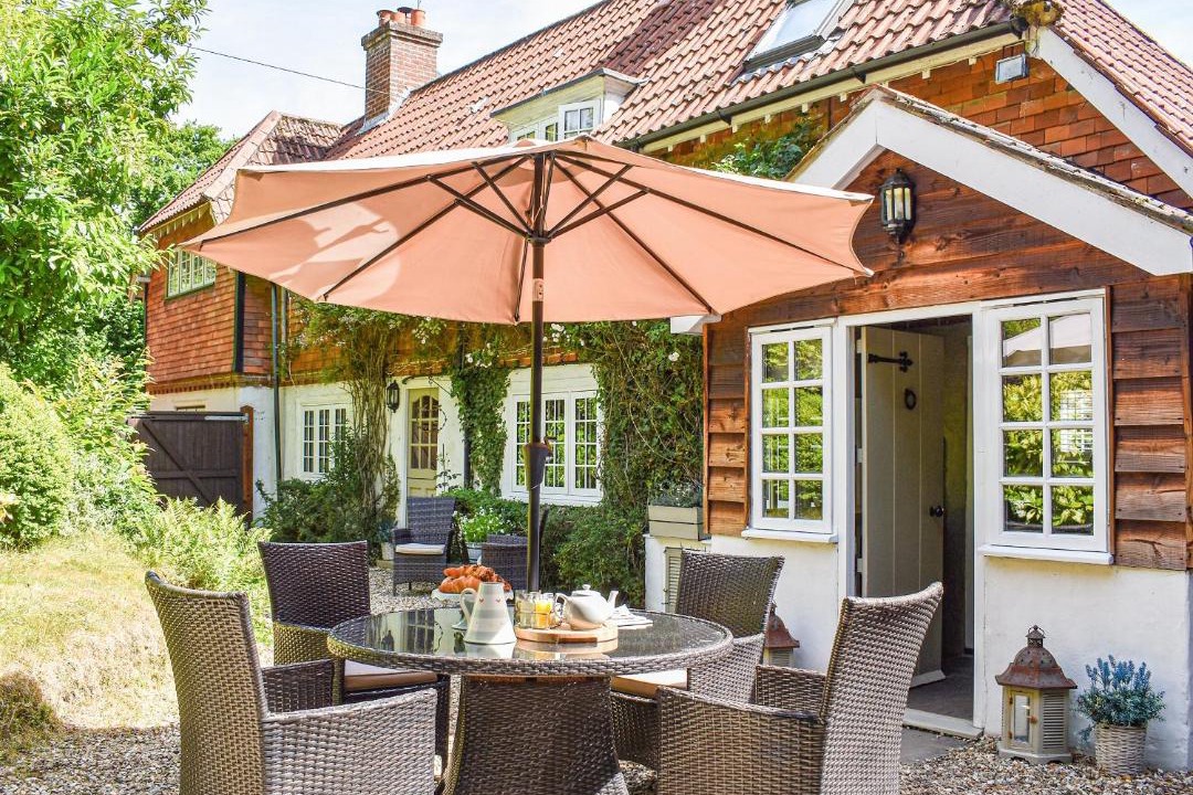 Photo of Others in Burley